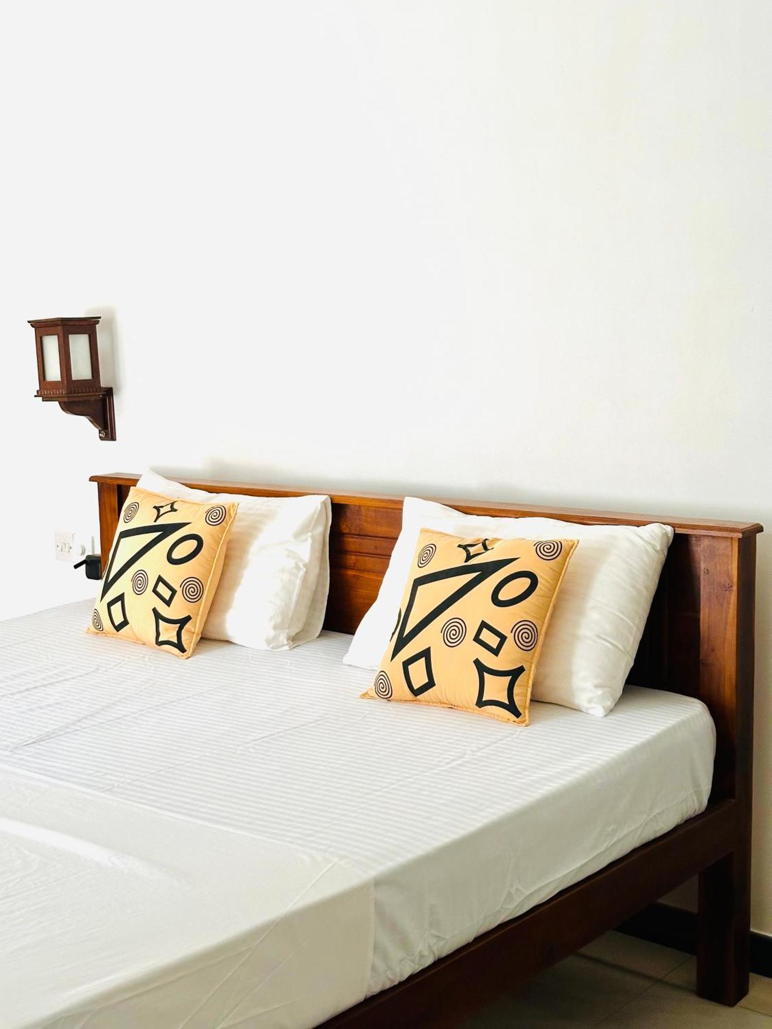 Welcome Family Guest House. Bentota Exterior photo