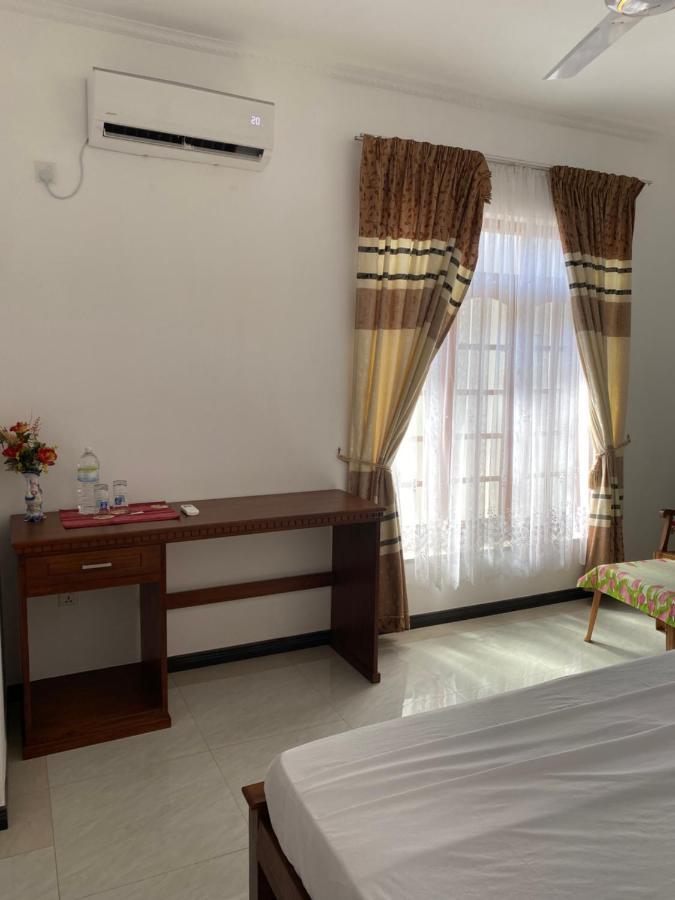 Welcome Family Guest House. Bentota Exterior photo